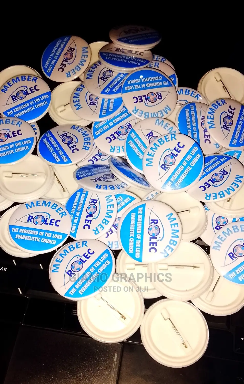 Button Budge Tags