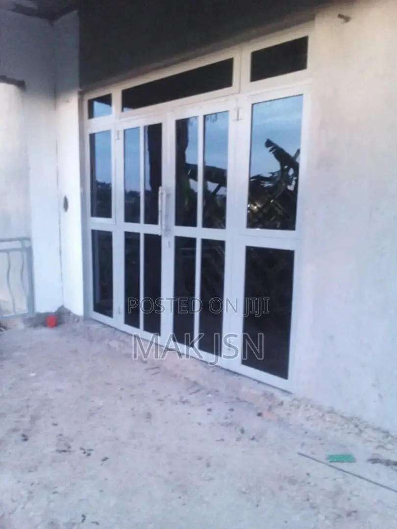 Black Building Glasses