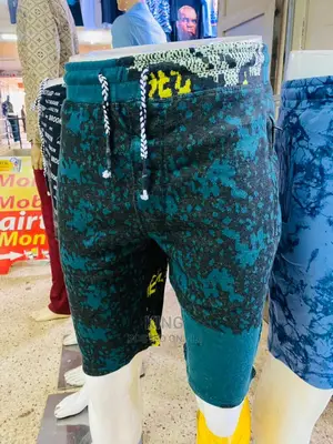 Dashing Vine Shorts