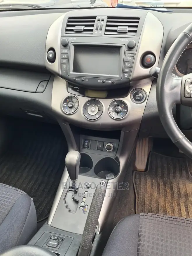 Toyota Vanguard 2009