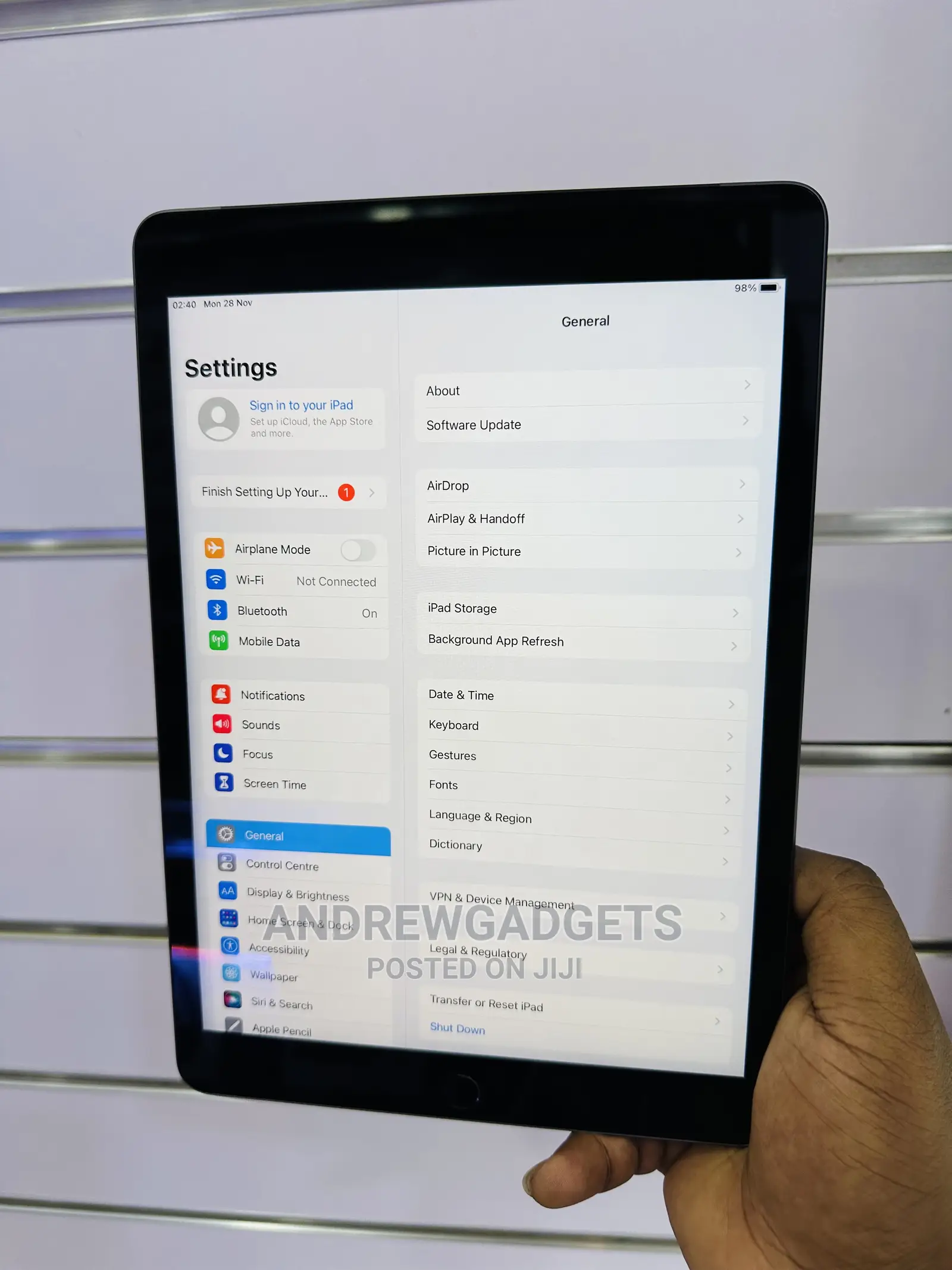 Apple iPad 10.2 (2021) 64 GB Gray