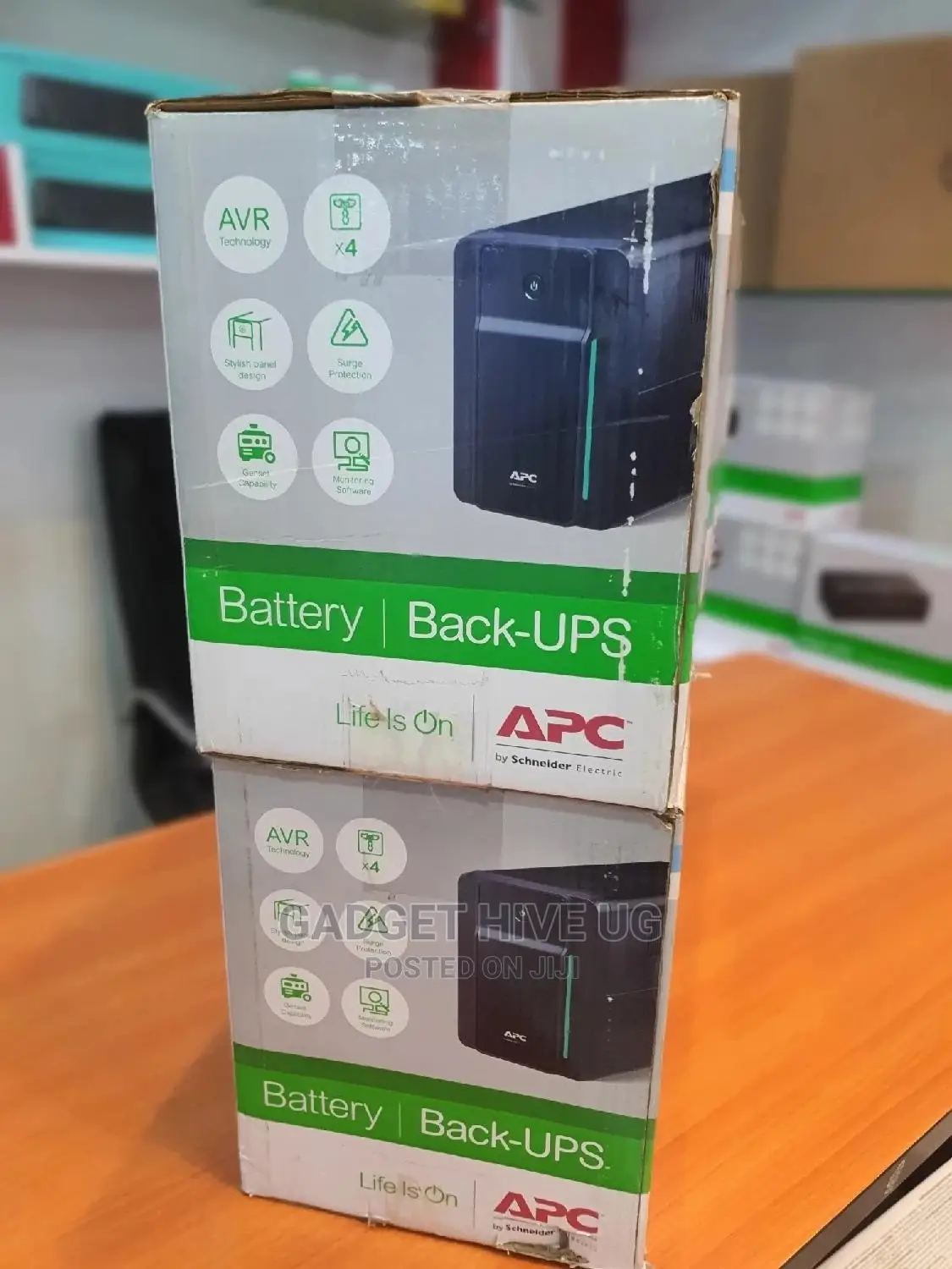 Brand New 2200VA APC