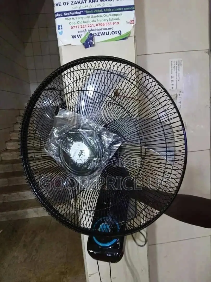 18 Crown Inches Wall Fan