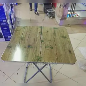 Foldable Wooden Table