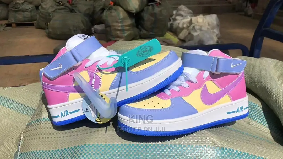 Snappy Fine Nike Shoes