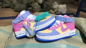 Snappy Fine Nike Shoes