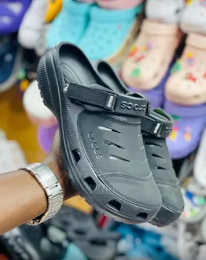 Mod Snappy Crocs