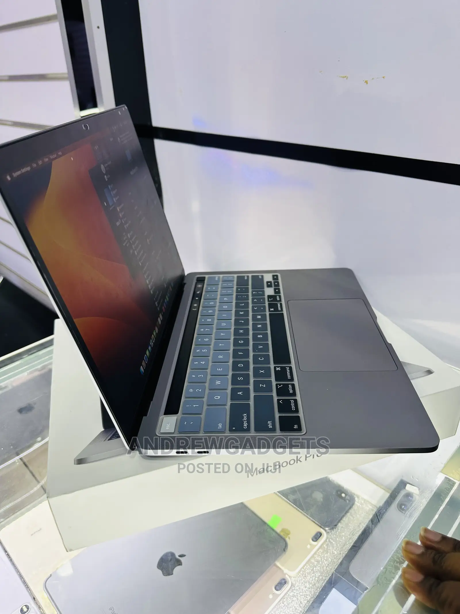 Laptop Apple MacBook Pro 8GB Apple M1 SSD 256GB