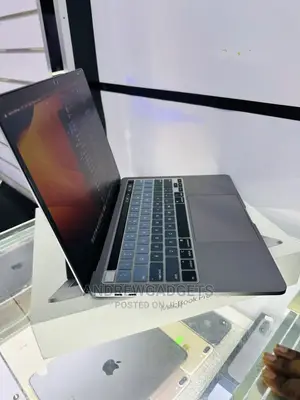 Laptop Apple MacBook Pro 8GB Apple M1 SSD 256GB