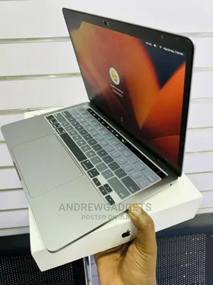 Laptop Apple MacBook Pro 8GB Apple M1 SSD 256GB