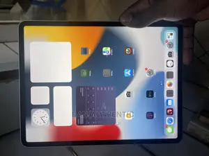 Apple iPad Pro 12.9 (2021) 256 GB Silver