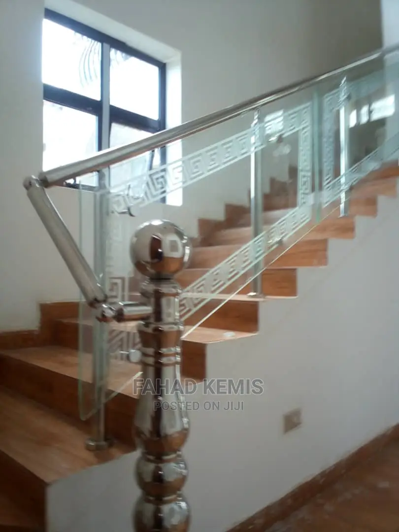 Modern Stainless Glass 10mm