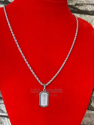 Men’S Simple Necklaces Available