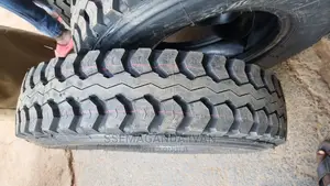 750r16 Onyx