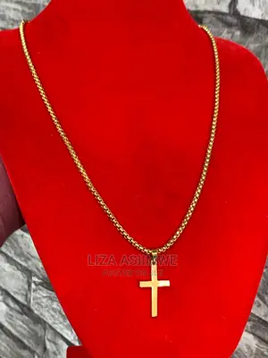 Men’S Simple Necklaces Available With a Cross