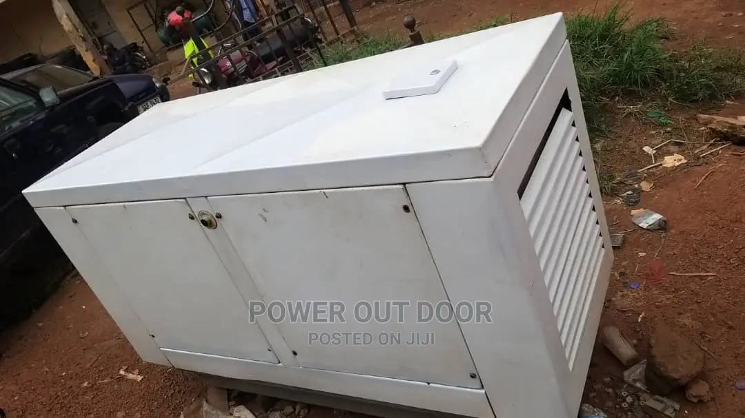20 Kva Lister Petter DIESEL Silent Sound Proof Generator