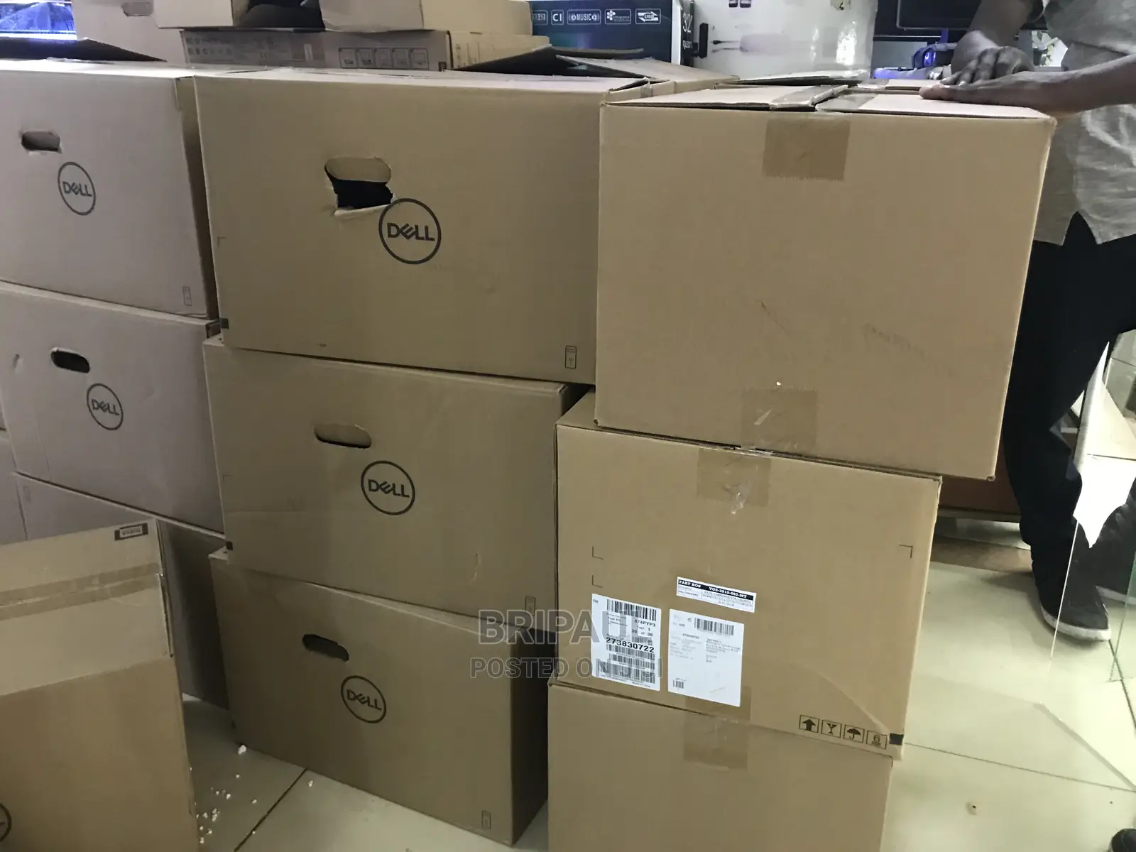 New Desktop Computer Dell Vostro 3900 4GB Intel Core I5 HDD 500GB