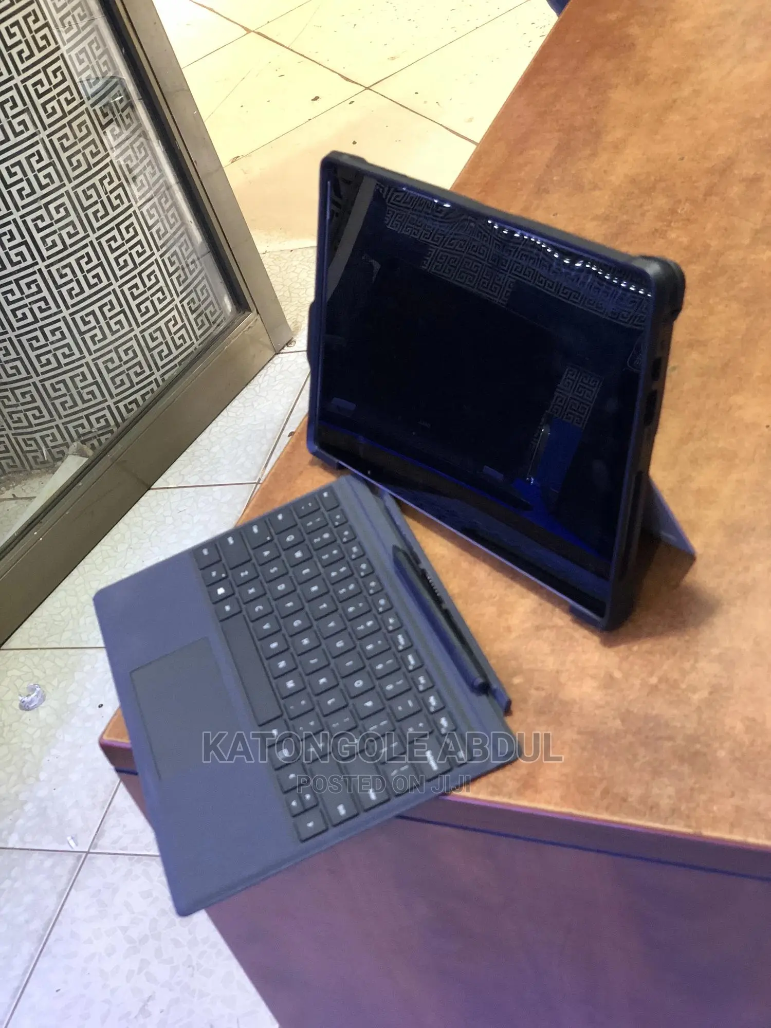 New Laptop Microsoft Surface Pro 6 8GB Intel Core I7 SSD 256GB