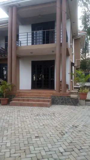 4bdrm Duplex in Kololo Property, Central Division for Rent