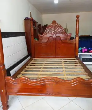 5*6 Hardwood Bed