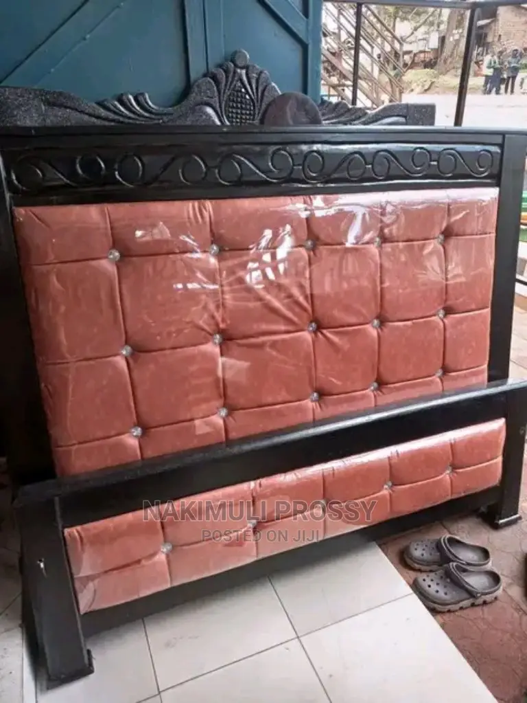 Brown Bed 5*6 Leather
