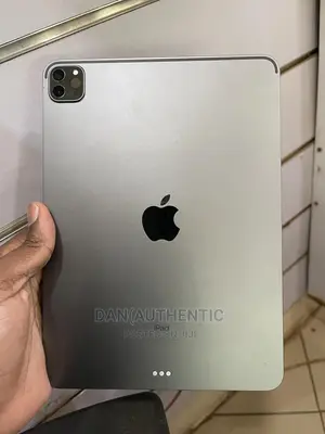 Apple iPad Pro 11 (2021) 128 GB Gray