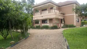 5bdrm Duplex in Kololo Property, Central Division for Rent