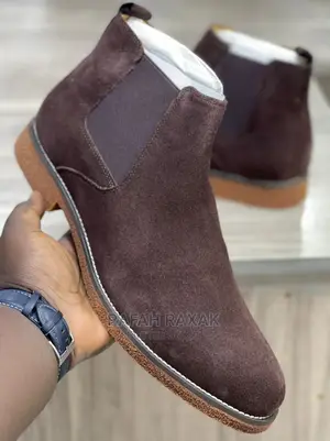 Chelsea Boots