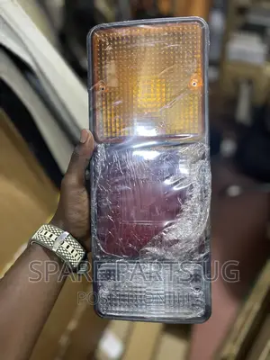 Mitsubishi Canter Taillight