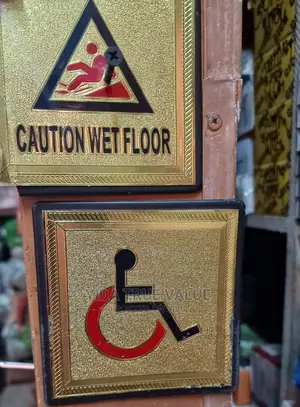 Safty Signs Wet Floor