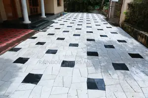 Pavers Best Quality Designer Paver