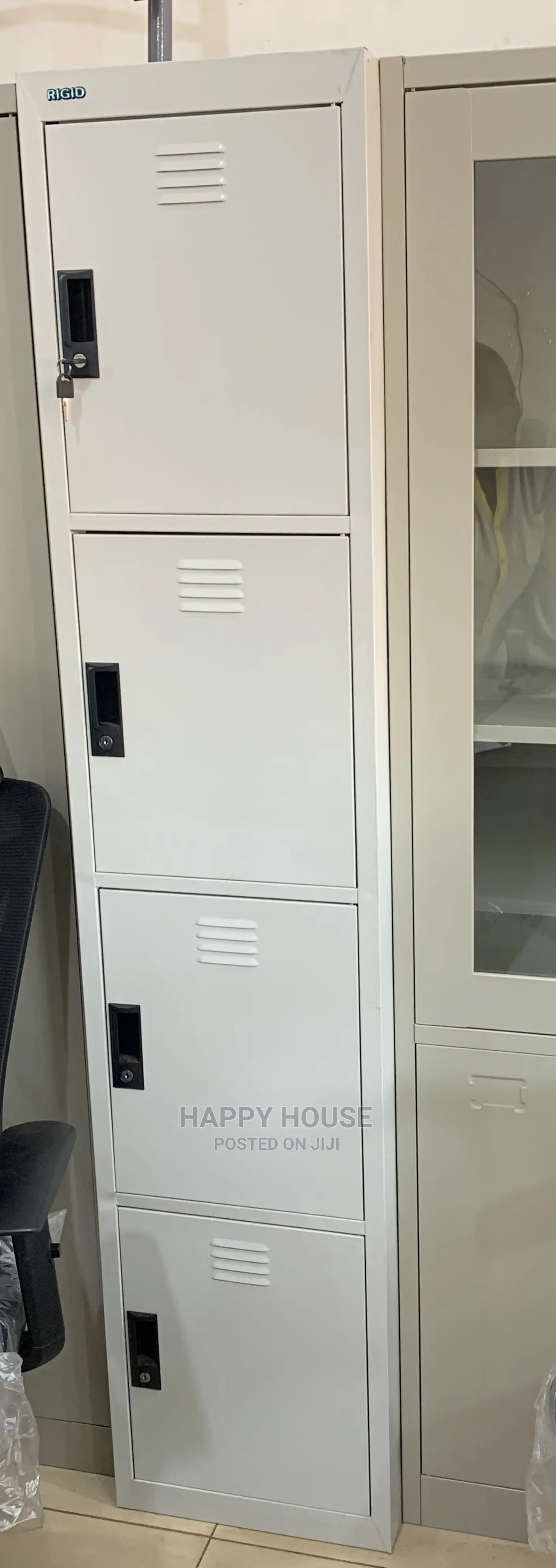 4 Door Lockers