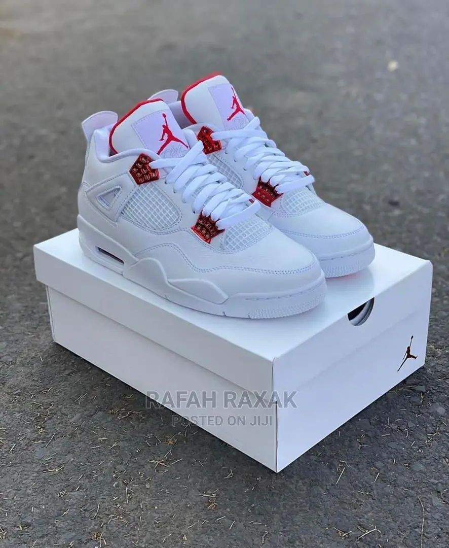 Air Jordan 4 White