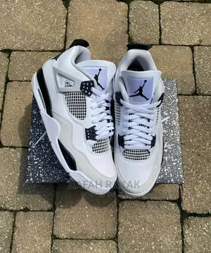 Classic Jordan 4