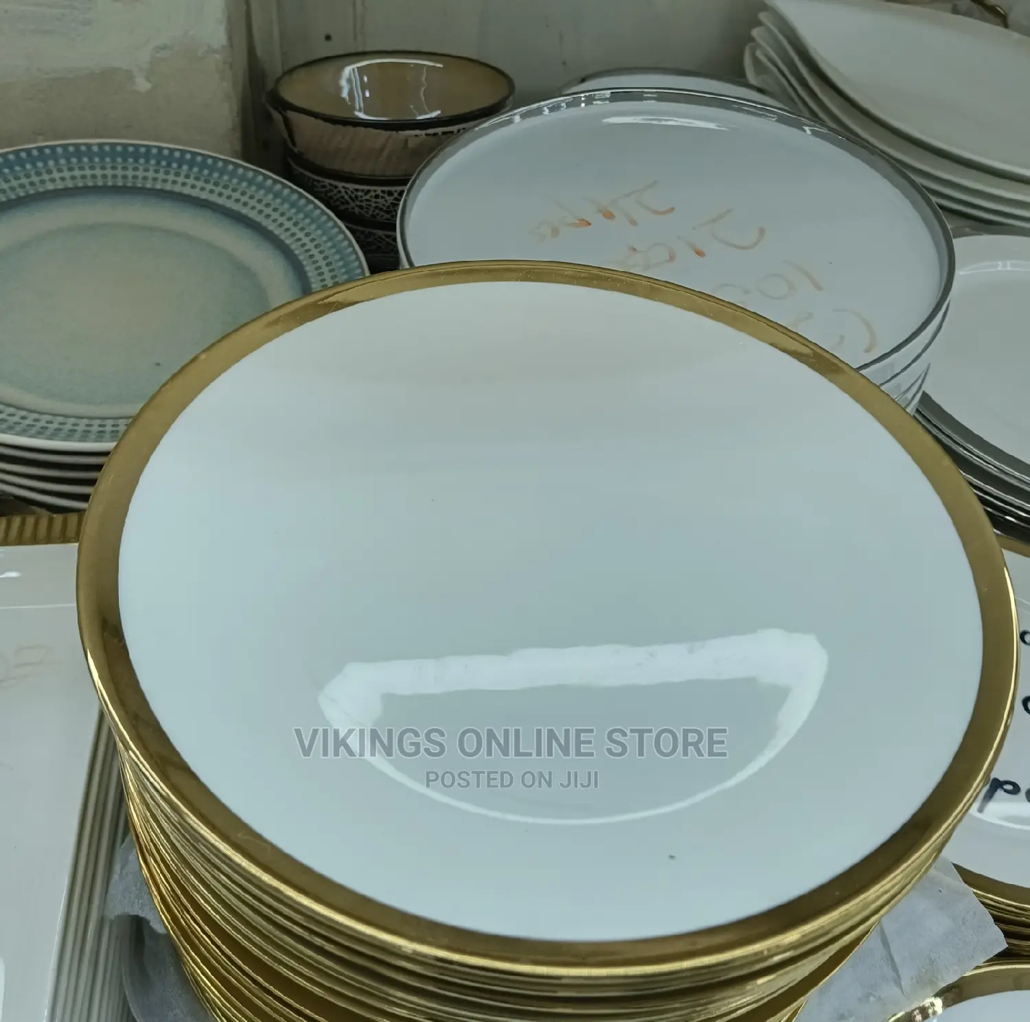 12 Pcs White Gold Ceramic Round Plates