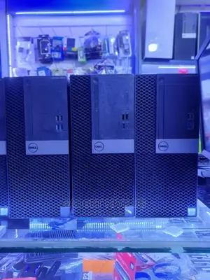 Desktop Computer Dell OptiPlex 3050 4GB Intel Core I7 HDD 500GB