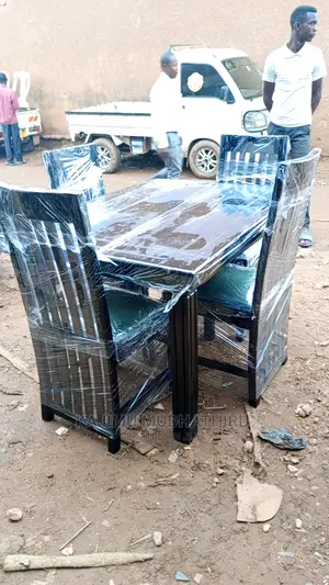 Dining Table 4seater