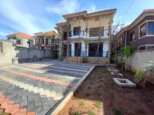 Furnished 6bdrm Duplex in Kiwatule, Central Division for Sale