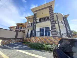Furnished 6bdrm Duplex in Kiwatule, Central Division for Sale