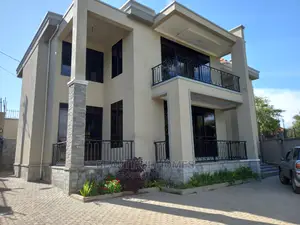 Furnished 6bdrm Mansion in Kiwatule First Class, Central Division