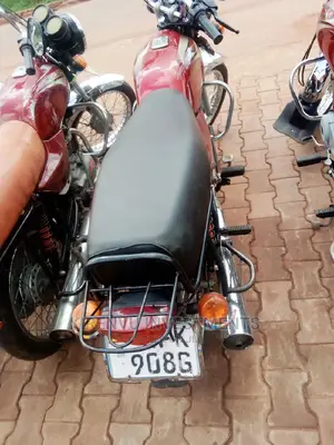 Bajaj Boxer 2018 Red