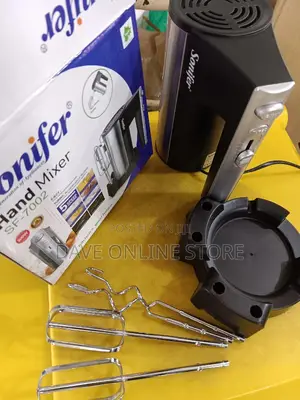 5 Speed Control Hand Mixer.