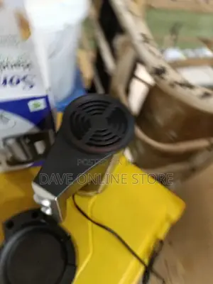 5 Speed Control Hand Mixer.