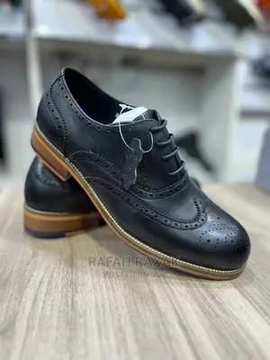 Clarks Oxford