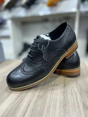 Clarks Oxford