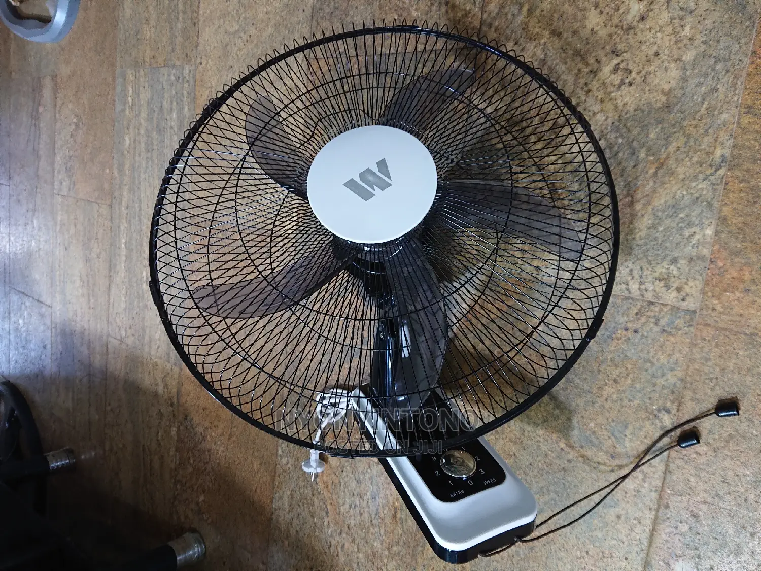 18" Wall Fan