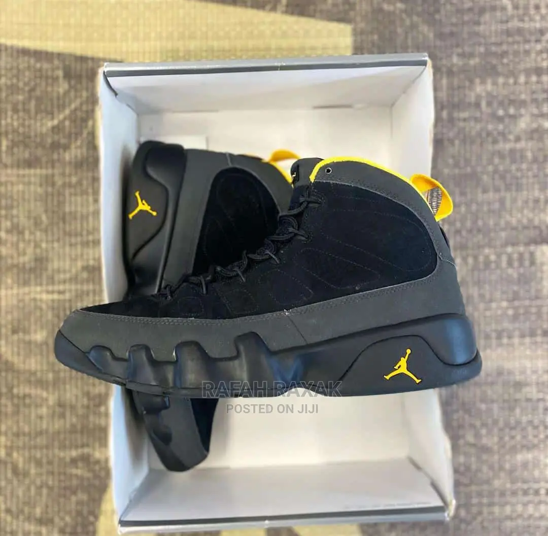 Air Jordan 9
