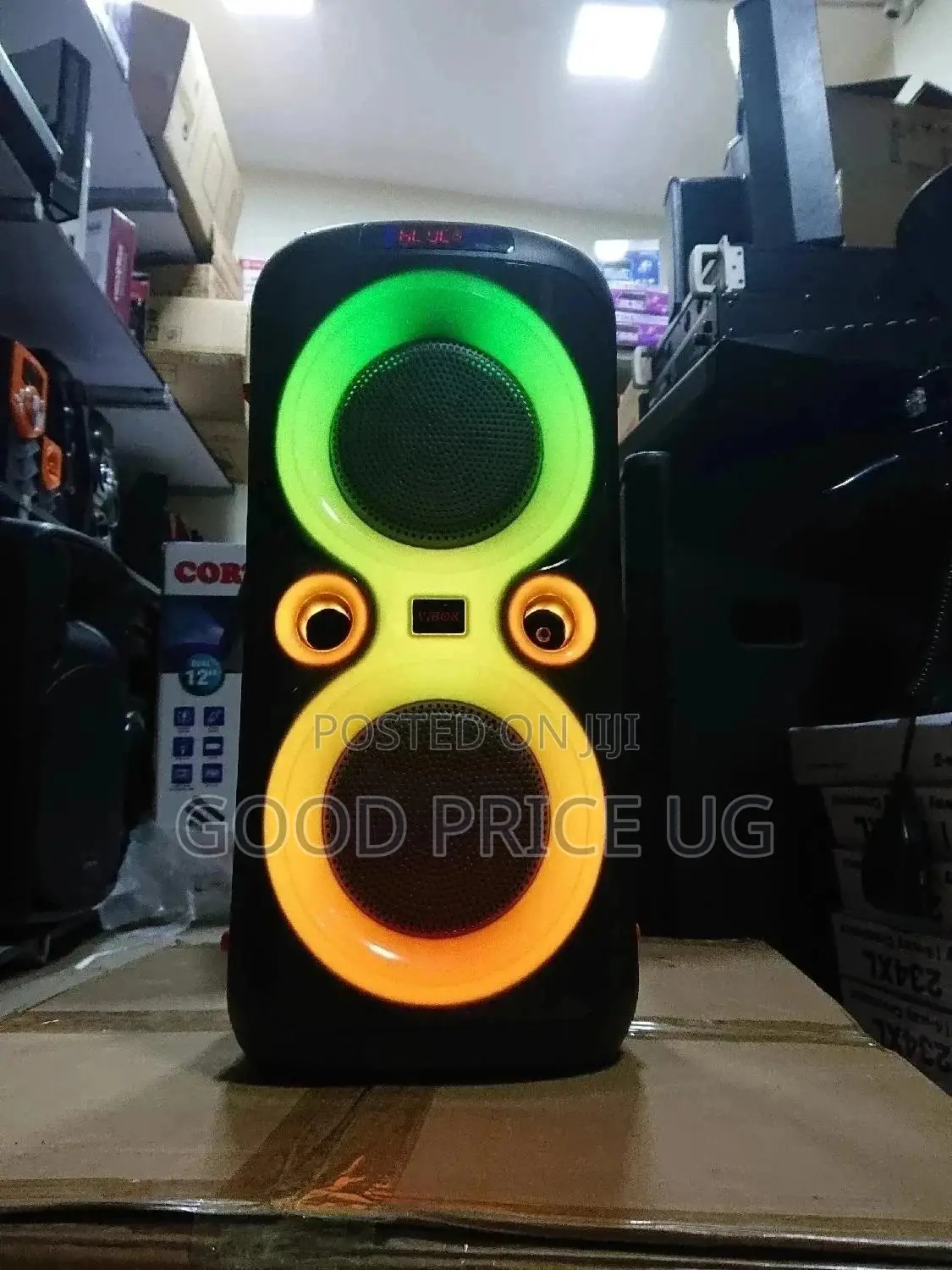 Cortina Portable Movable Party Box/Speaker With Microphone