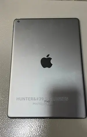 Apple iPad 9.7 32 GB Gray