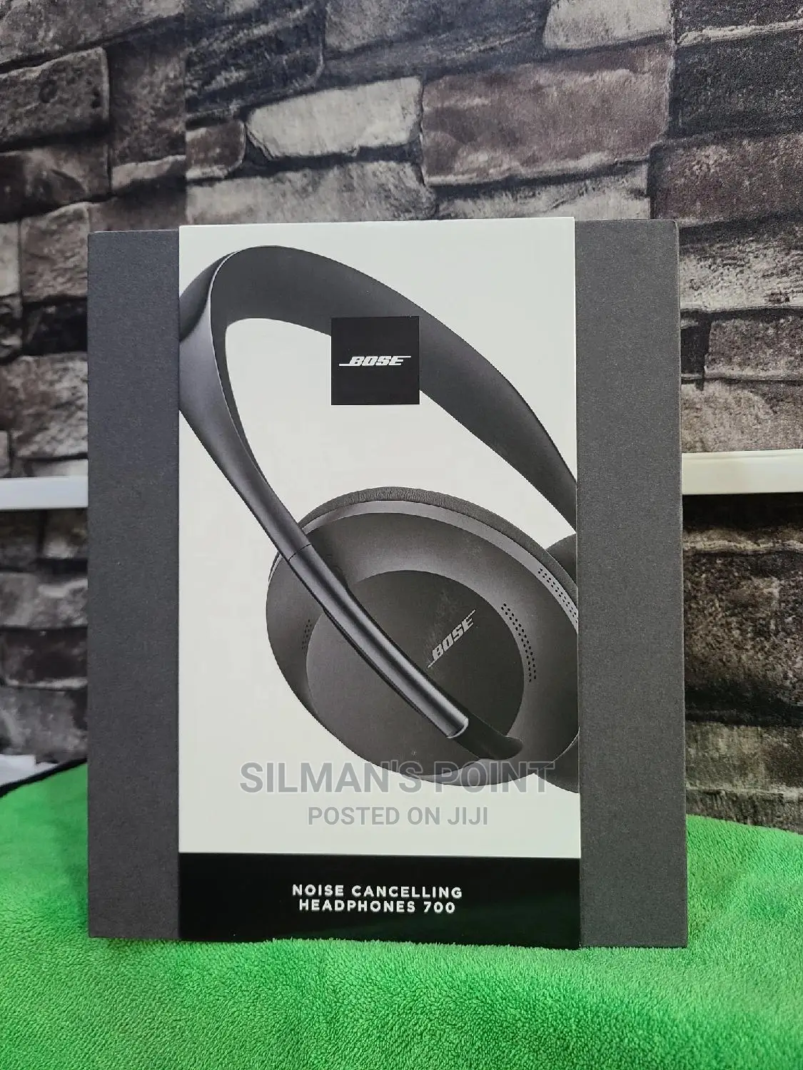 Bose 700 Headphones Black New